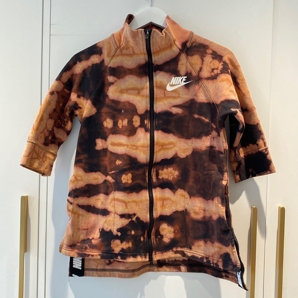 Nike Tops - 8 Items For Only $30 💥 Nike Orange and Black Tie-Dye Zip-Up Hoodie